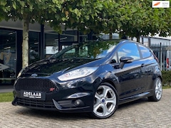 Ford Fiesta - 1.6 ST2 XENON, STOELVERWARMING, CLIMA