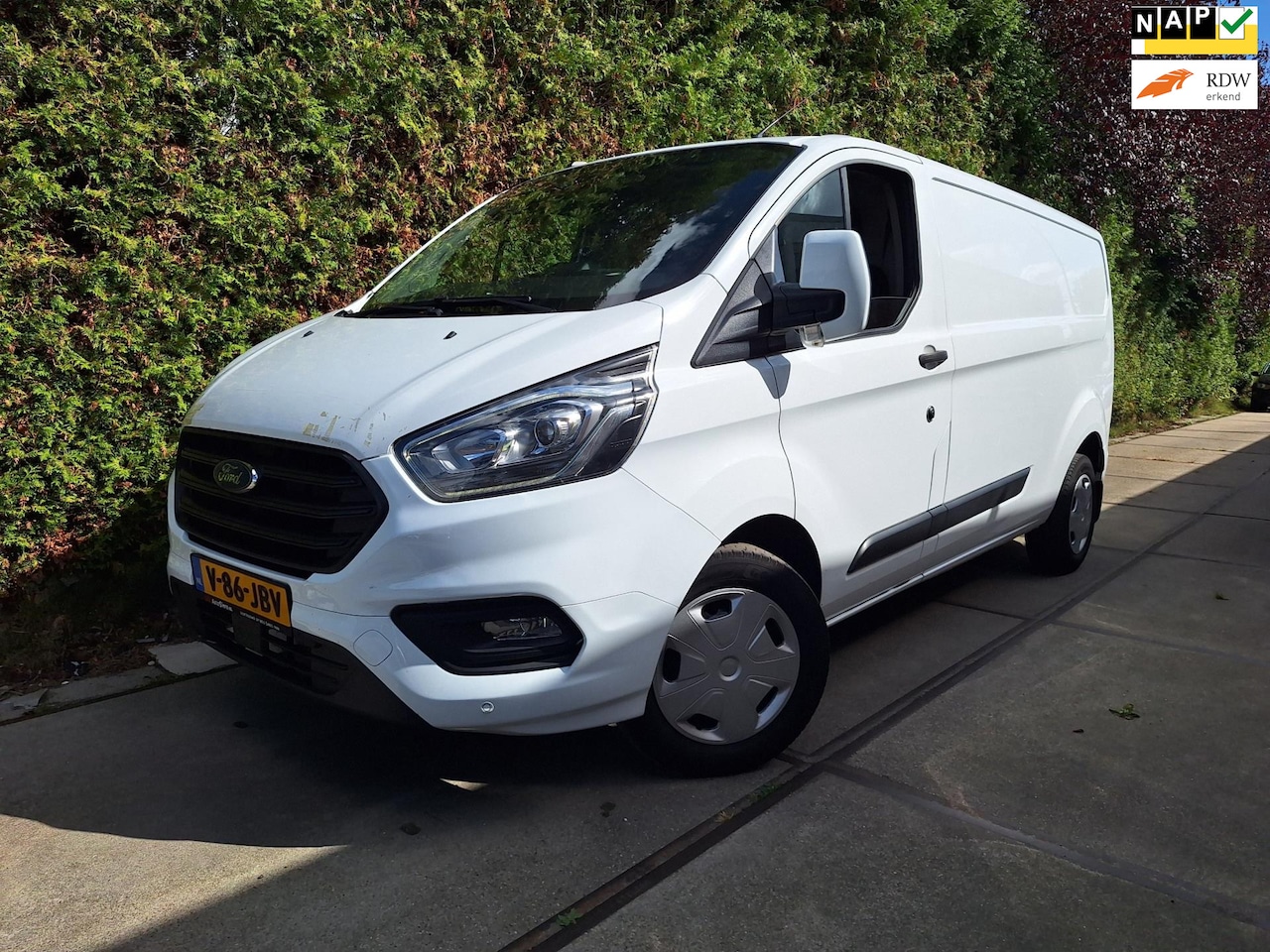 Ford Transit Custom - 300 2.0 TDCI L2H1 Limited 300 2.0 TDCI L2H1 Limited - AutoWereld.nl