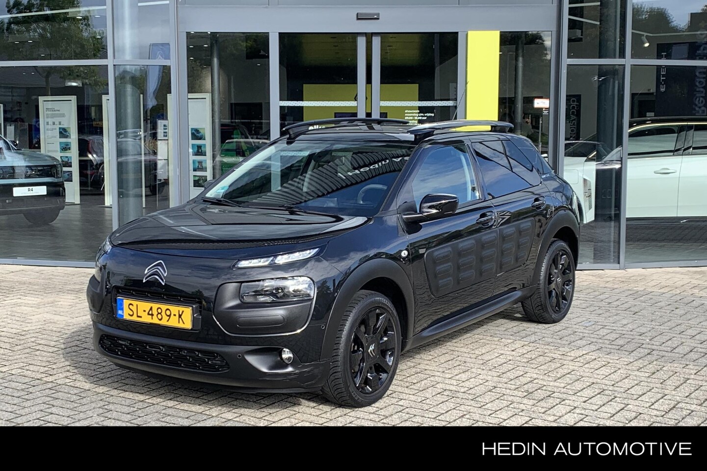 Citroën C4 Cactus - 1.2t 110PK One-Tone | Camera | 17 Lichtmetalen velgen | Navigatie | Cruise Control | - AutoWereld.nl
