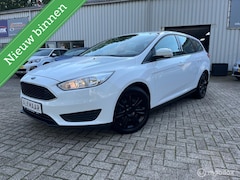 Ford Focus Wagon - 1.0 BLACK & WHITE Edition 6/12 M GARANTIE