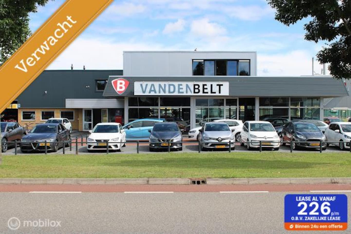 Skoda Octavia Combi - 1.0 TSI Greentech Business Edition 1.0 TSI Greentech Business Edition, Navi, Stoelverwarming, Donker glas, 17 Inch LMV, Cruis - AutoWereld.nl