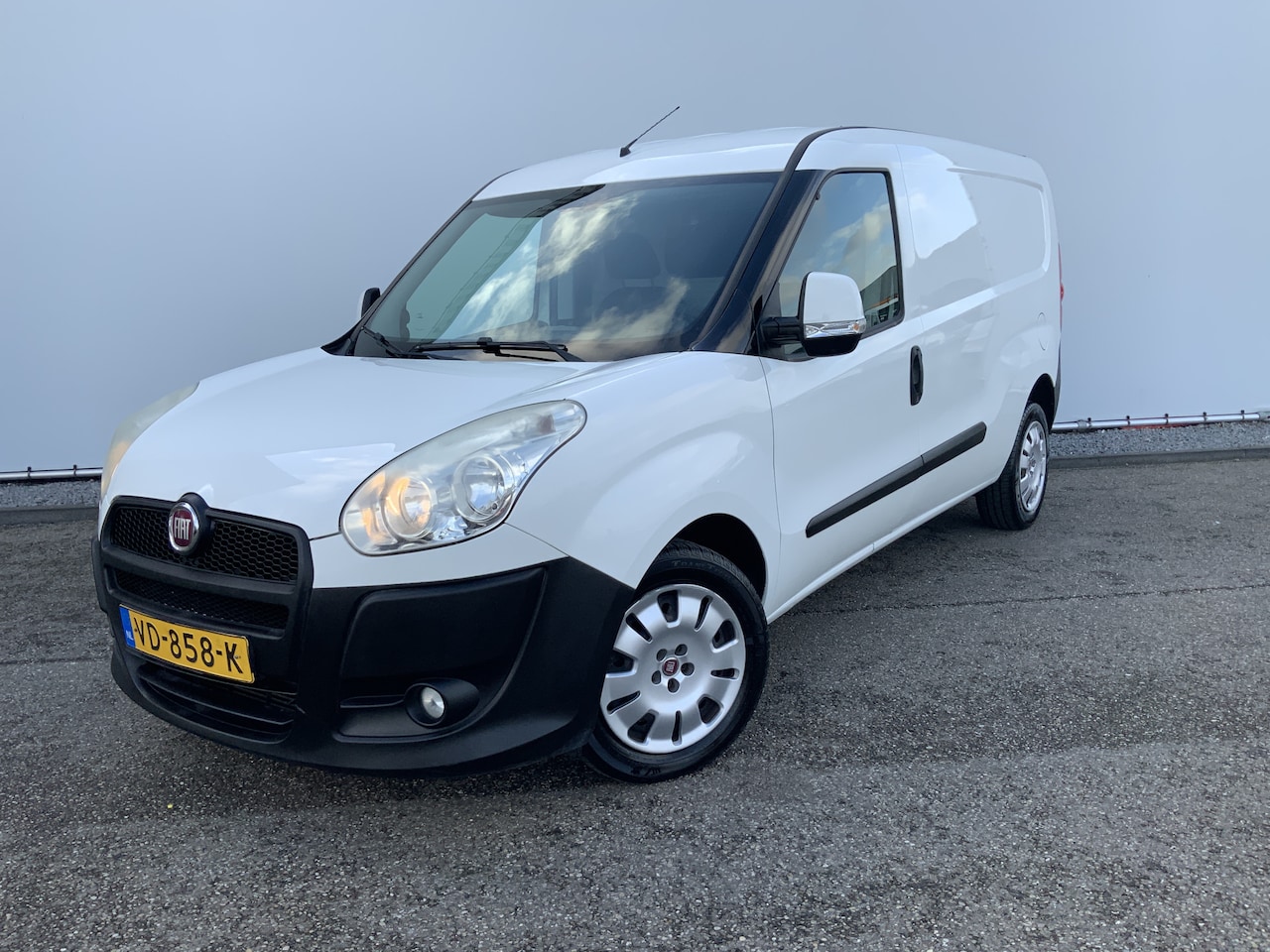 Fiat Doblò Cargo - 1.6 MultiJet SX Maxi Airco Trekhaak 1300 kg Marge geen BTW .Euro 5 - AutoWereld.nl