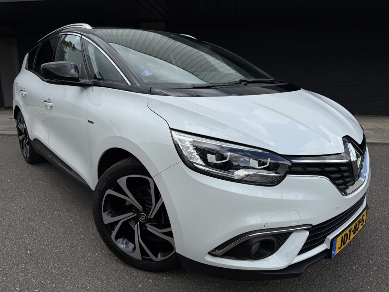 Renault Grand Scénic - 1.3 TCe Bose uitvoering // 7 persoons // - AutoWereld.nl
