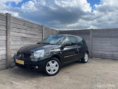 Renault Clio - 1.2-16V Campus Trekhaak-Airco-CV