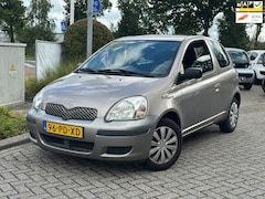 Toyota Yaris - 1.3 VVT-i Idols nieuwe apk