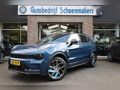 Lynk & Co 01 - 1.5 261PK 6.6Kwh LADEN 360-CAMERA PANO/SCHUIF INFINITY DAB NAVI CARPLAY CAMERA STOELVERWAR