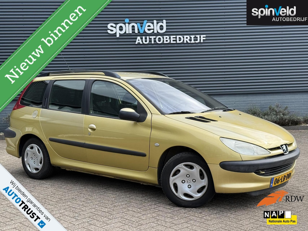 Peugeot 206 SW - 1.4 X-line BJ`02 NAP NL Airco Trekhaak 29-10-25 - AutoWereld.nl