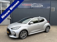 Toyota Yaris - 1.5 Hybrid 130 Launch Edition Executive Pano 11-2024 16.675 KM