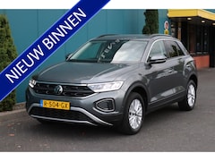 Volkswagen T-Roc - 1.5 TSI Aut. Life Business CARPLAY|STOELVERW|ADAPT.CRUISE|GROOT.SCHERM|NAV|LED|CAM|PDC|ECC