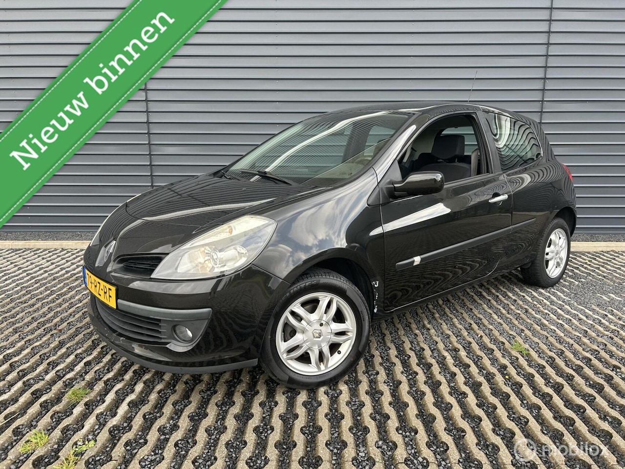 Renault Clio - 1.2-16V Authentique | Apk | Airco | Distributie - AutoWereld.nl