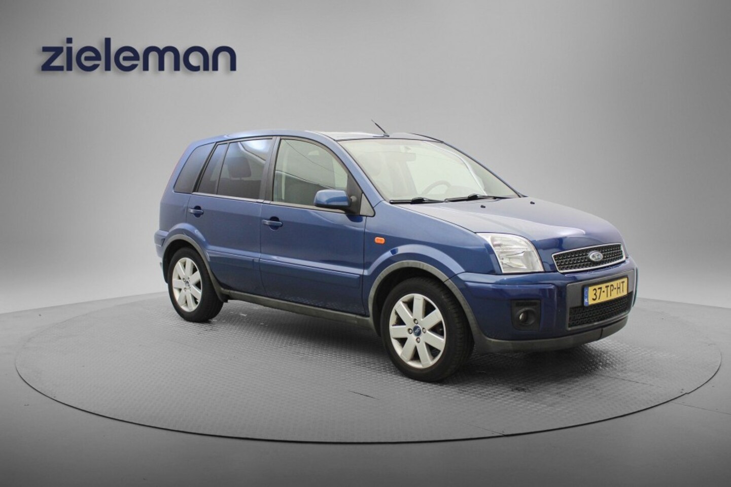 Ford Fusion - 1.4 16V Futura - Airco, Trekhaak - AutoWereld.nl