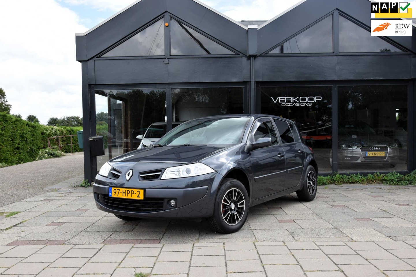 Renault Mégane - 1.6-16V Business Line 1.6-16V Business Line - AutoWereld.nl