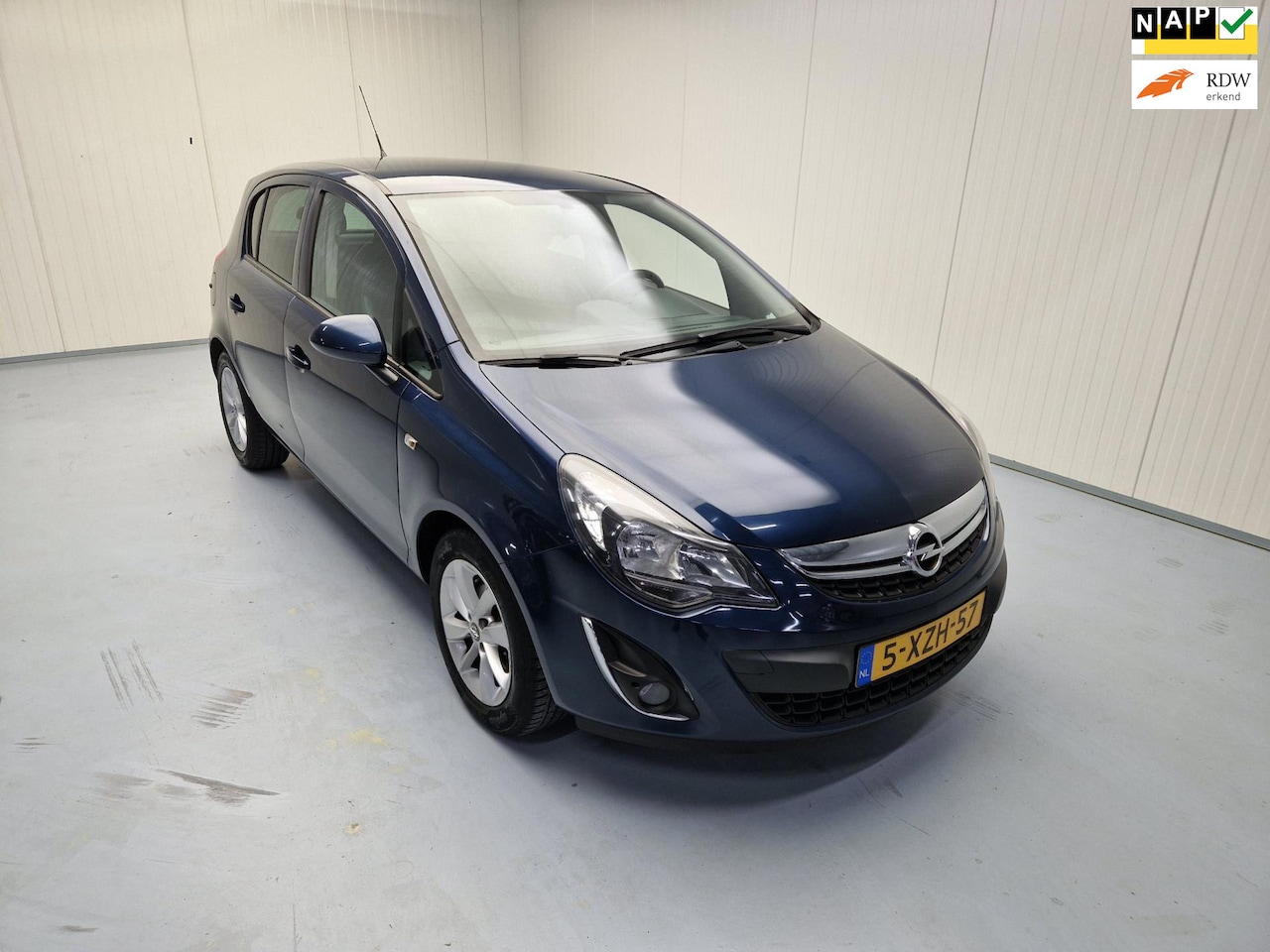 Opel Corsa - 1.2-16V Design Edition 5 Deurs Airco Ecc Cruise Control Alu Velgen - AutoWereld.nl