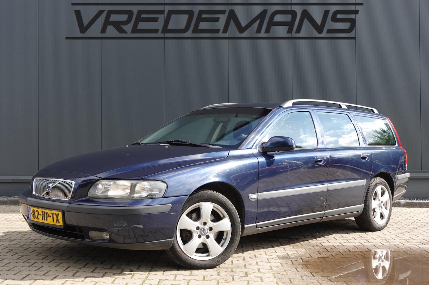 Volvo V70 - 2.4 Comfort Line 2.4 Comfort Line - AutoWereld.nl