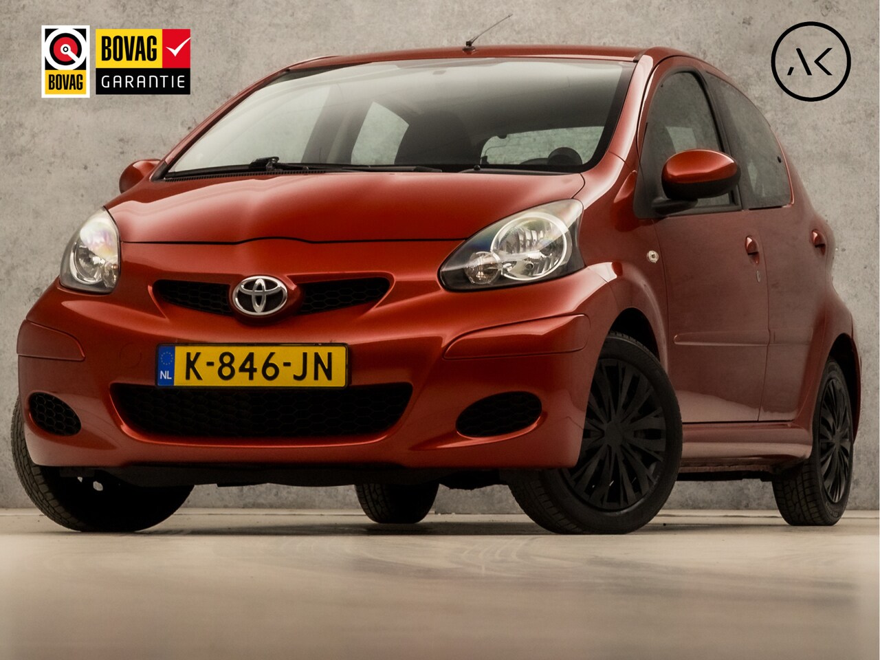 Toyota Aygo - 1.0-12V Sport (5 DEURS, AIRCO, ELEK RAMEN, SPORTSTOELEN, TOERENTELLER, NIEUWE APK, NIEUWST - AutoWereld.nl