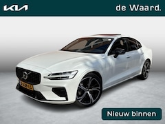 Volvo S60 - 2.0 B4 Plus Dark | Panoramisch schuif-/kanteldak | Elektrisch inklapbare trekhaak | Adapti