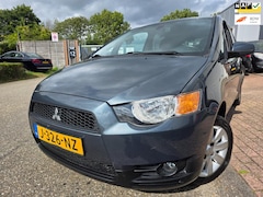 Mitsubishi Colt - 1.3 Edition Two met nieuwe APK