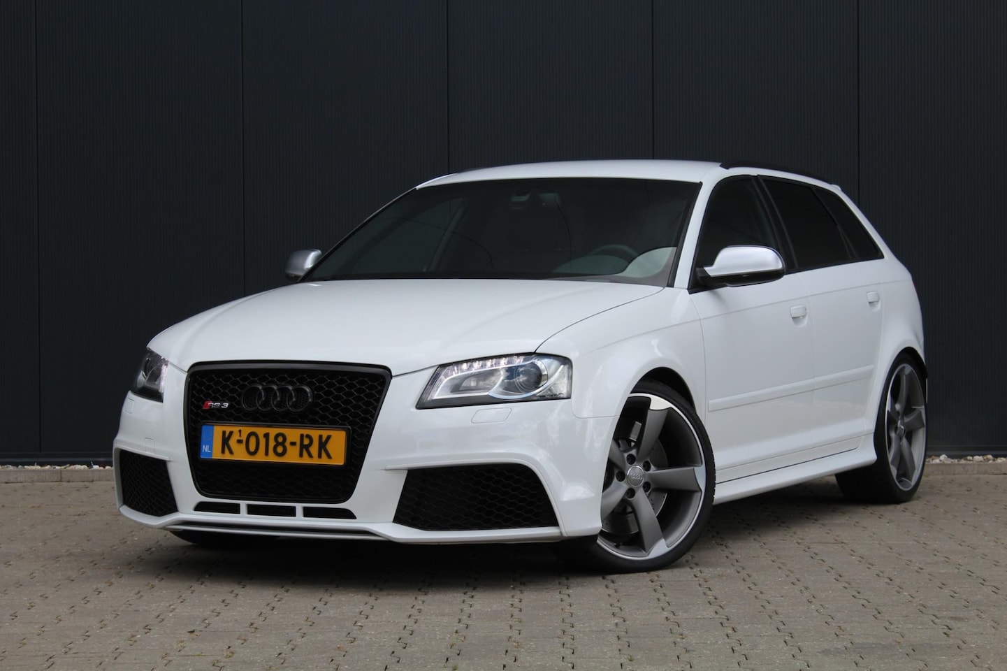 Audi A3 Sportback - 2.5 T RS 3 quattro Pro Line | Milltek | Öhlins schroefset | 100% onderhouden | Led | Leder - AutoWereld.nl