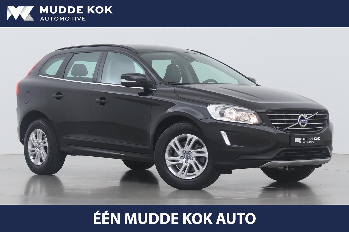 Volvo XC60 - D4 FWD Momentum | Automaat | Leder | Stoelverwarming | PDC V+A | Navigatie - AutoWereld.nl