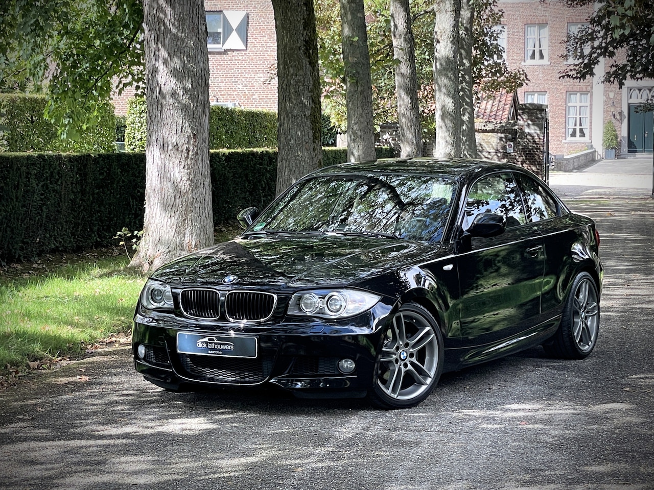 BMW 1-serie Coupé - 125i High Executive AUT / M-SPORT / PANO / SHADOW / VOL!!! - AutoWereld.nl