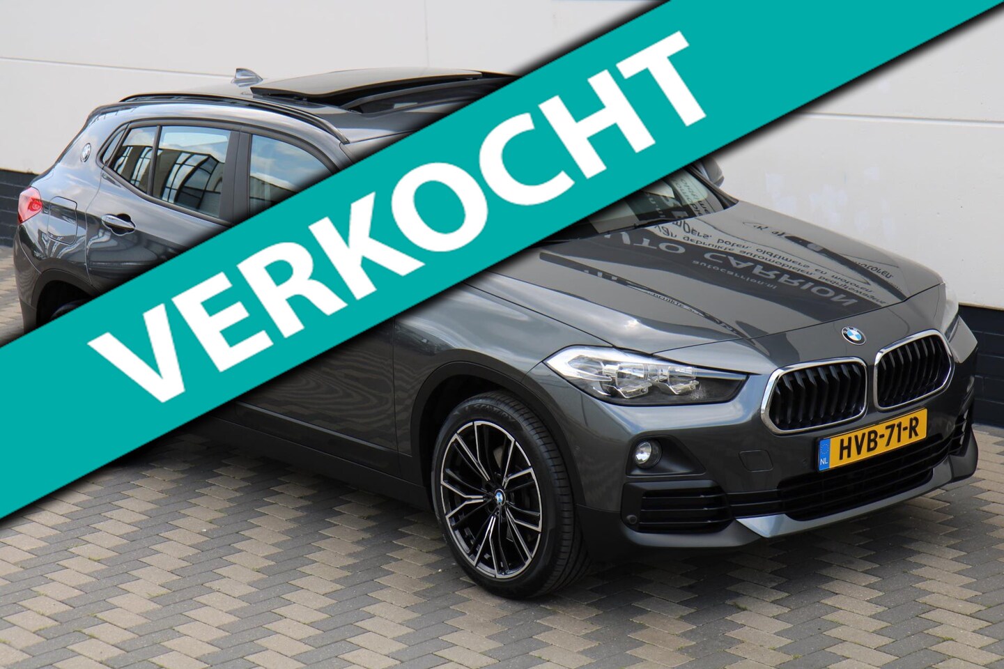 BMW X2 - SDrive20i Pano Navi Trekhaak Dealer Ond 1Ste Eig !! - AutoWereld.nl