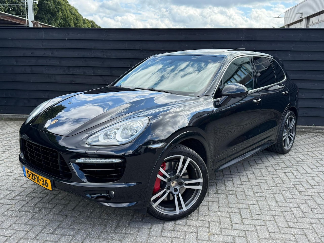 Porsche Cayenne - 4.8 Turbo 4.8 Turbo, Panorama-Dak, Luchtvering, Bose, Stoelventilatie - AutoWereld.nl