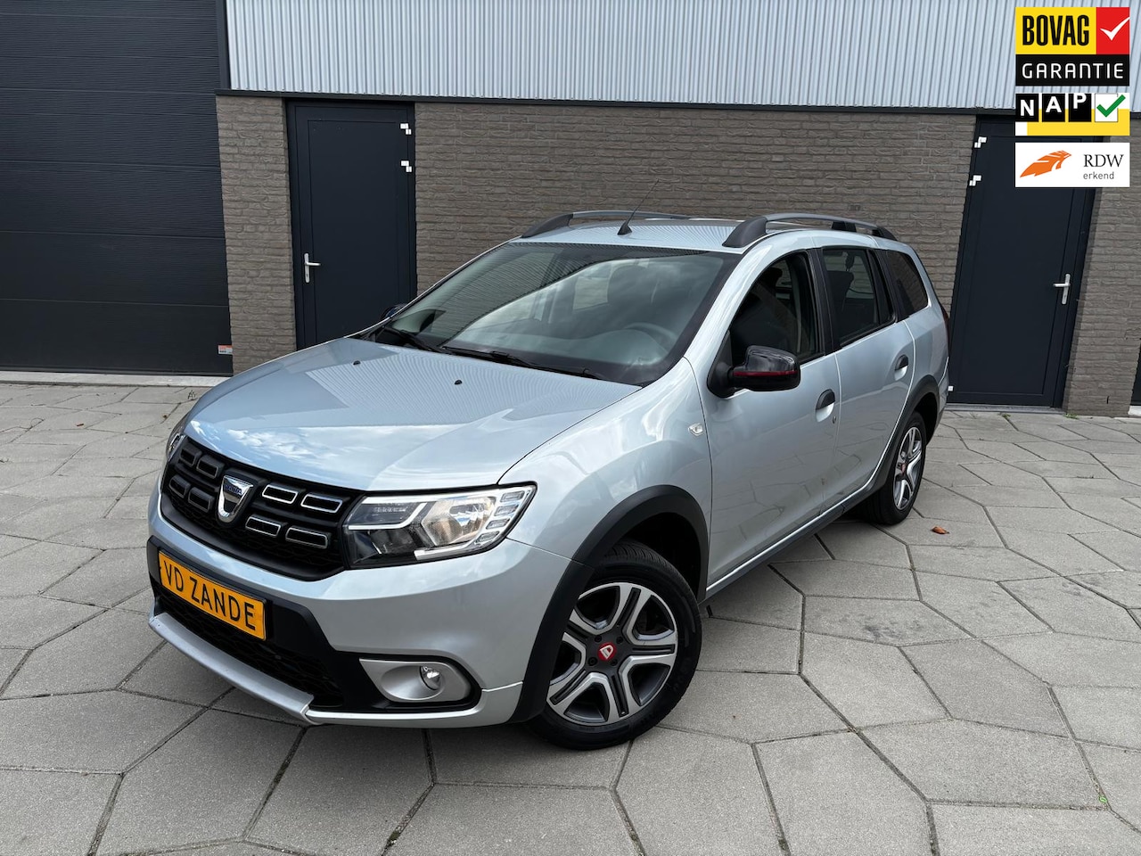 Dacia Logan MCV - 0.9 TCe Tech Road| Erg Ruime stationcar met een stoere uitstraling en bruikbare Acc. - AutoWereld.nl