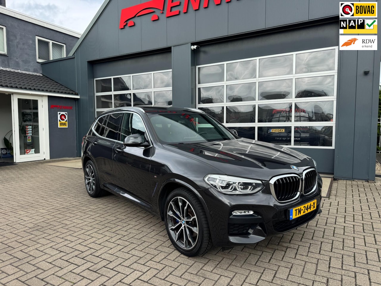 BMW X3 - XDrive20i High Executive M-Sport / Pano / Head-up / H&K / 4x4 / 1e Eigenaar . - AutoWereld.nl