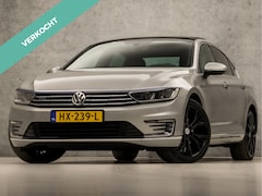 Volkswagen Passat - 1.4 TSI GTE Highline 218Pk Automaat (SCHUIFDAK, APPLE CARPLAY, NAVIGATIE, LEDER/ALCANTARA,