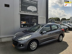 Peugeot 207 SW - 1.4 VTi Access lichte tik in motor
