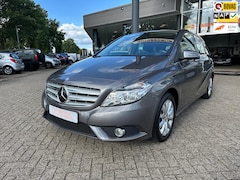 Mercedes-Benz B-klasse - 200 Ambition, Automaat, Hoge instap, Trekhaak, Navi, Cruise