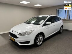 Ford Focus - 1.0 Trend Edition Navigatie|PDC|ClimateControl|APK 2026