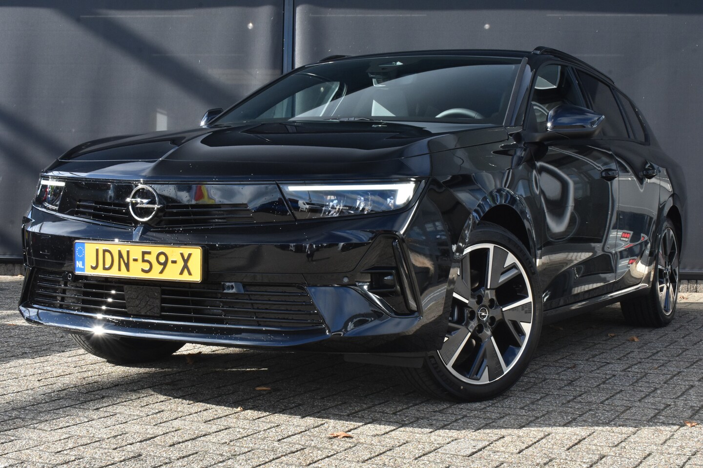 Opel Astra Electric - 54 kWh Business Edition 156pk DEMO-DEAL! | AGR-Comfortstoel | Stuur/Stoelverwarming | Acht - AutoWereld.nl