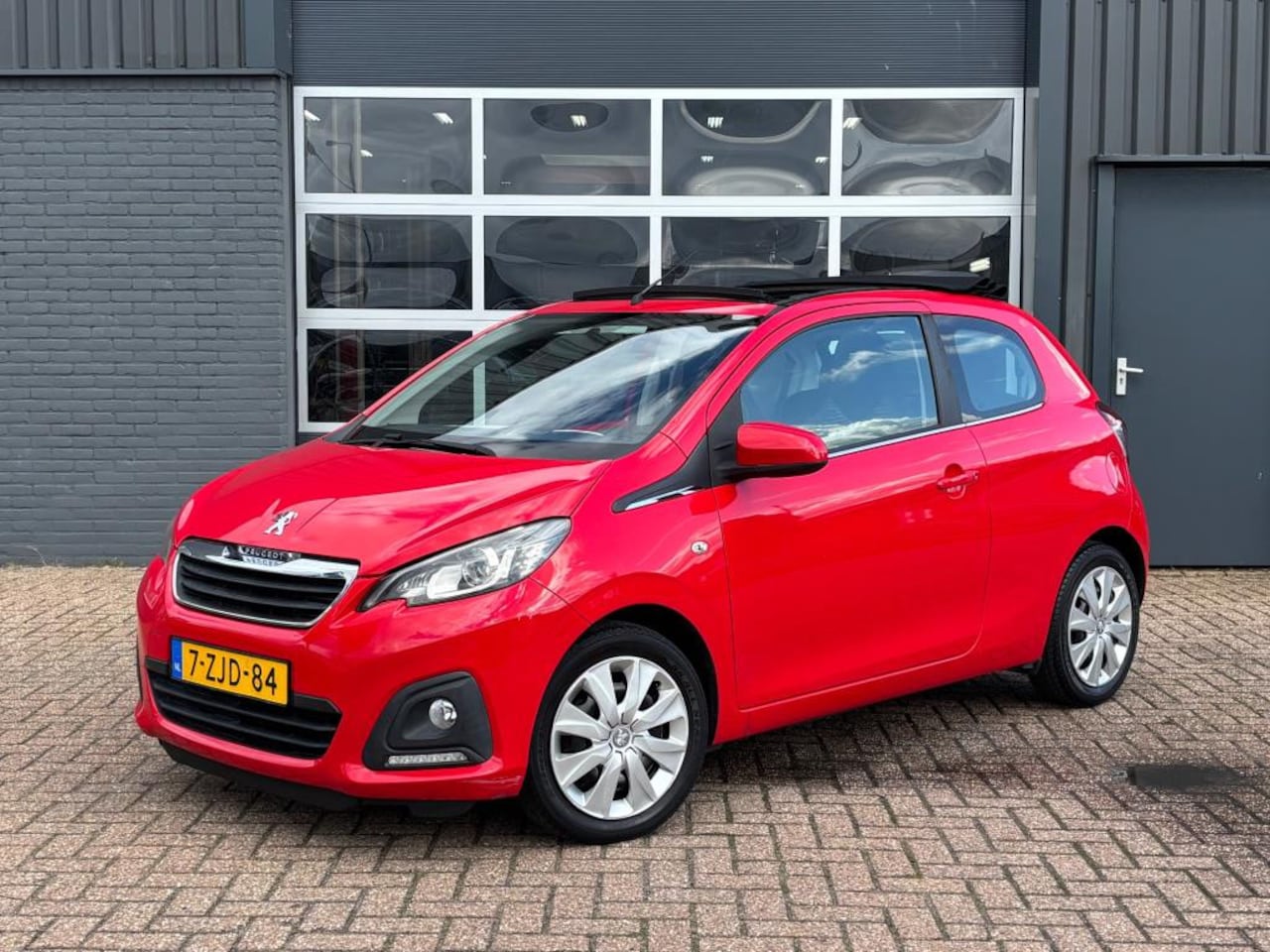 Peugeot 108 - 1.0 e-VTi Active TOP! 1.0 e-VTi Active TOP! - AutoWereld.nl