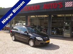 Skoda Fabia Combi - 1.4-16V Ambiente zeer mooi dealer onderhouden apk 15-03-2026
