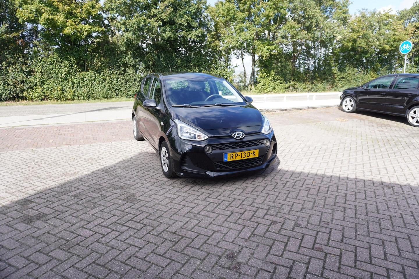 Hyundai i10 - 1.0i Comfort CRUISE AIRCO 5-DEURS - AutoWereld.nl