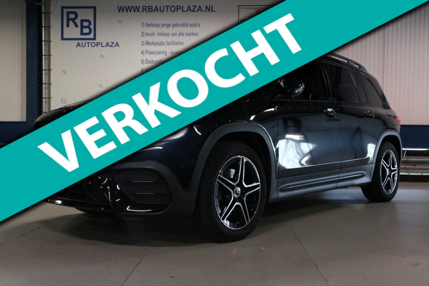 Mercedes-Benz GLB - 180 Business Solution AMG / NAP / DEALER SERVICE ! ! ! - AutoWereld.nl