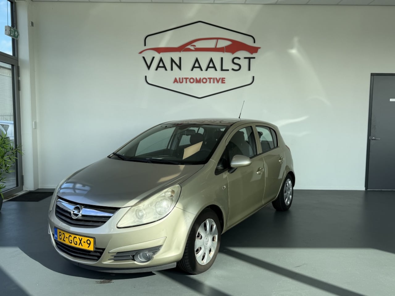 Opel Corsa - 1.2-16V Enjoy 1.2-16V Enjoy - AutoWereld.nl