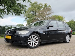 BMW 3-serie Touring - 318d Introduction