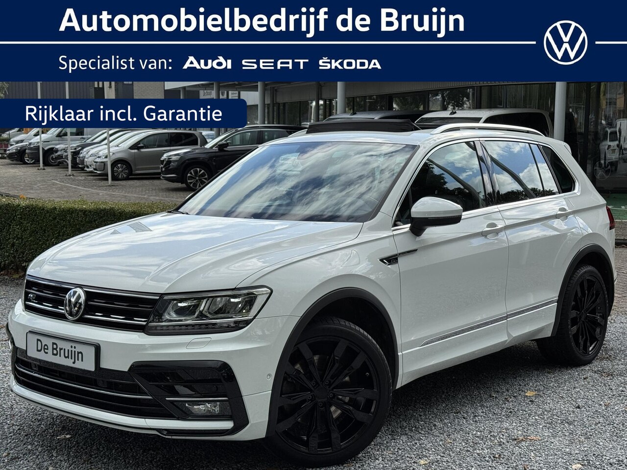 Volkswagen Tiguan - 2.0 TSI DSG 4Motion R-Line (2x) (Pano,Camera,Virtual) - AutoWereld.nl