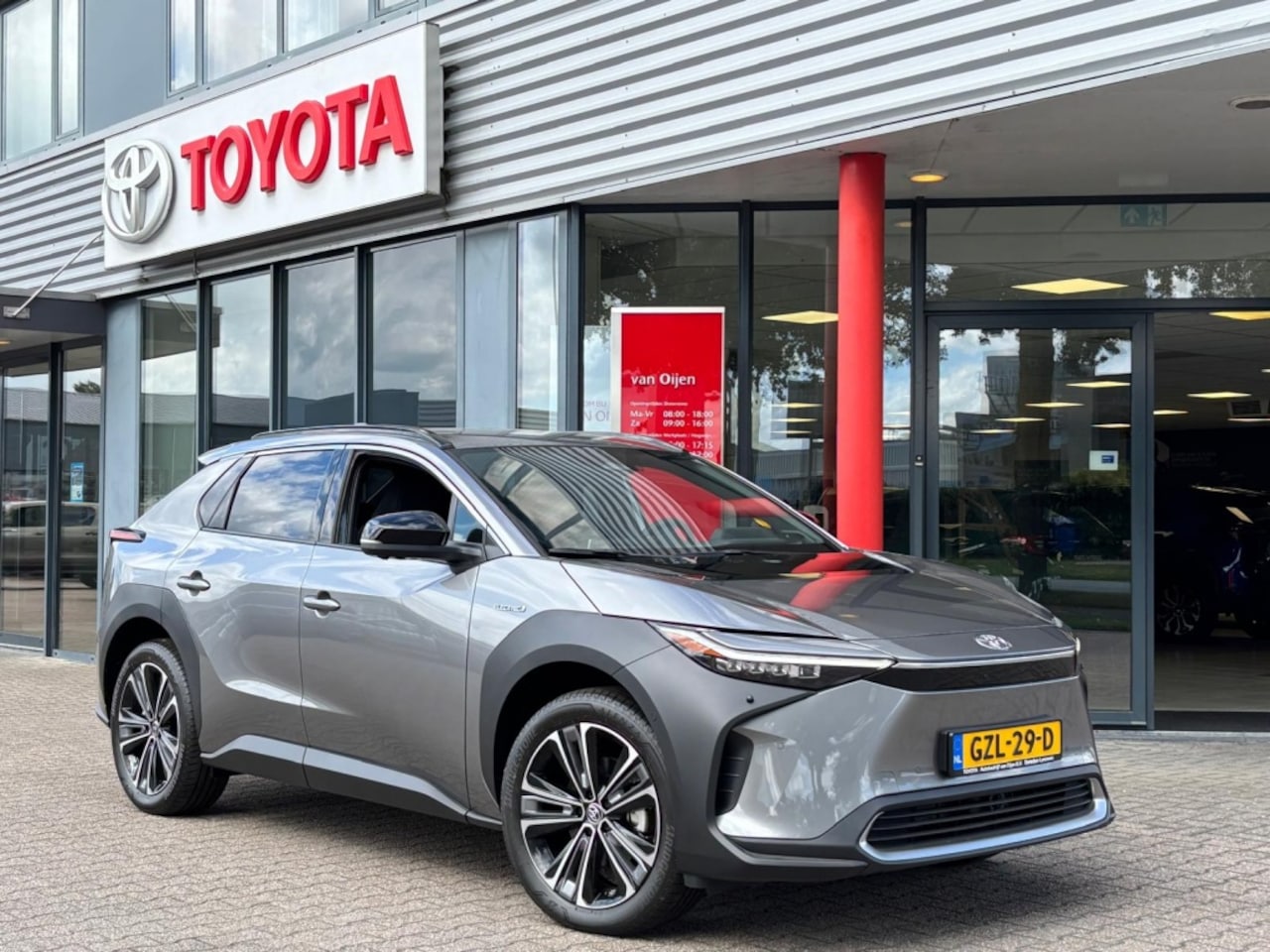 Toyota bZ4X - Premium 71 kWh | Full Options | Superdeal mét €7.495,00 voorraad - AutoWereld.nl