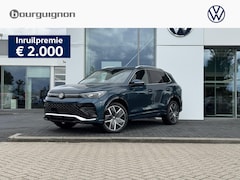 Volkswagen Tiguan - 1.5 eHybrid R-Line Edition 204 PK | Trekhaak | Adaptief Onderstel | Panoramadak | Stoel &