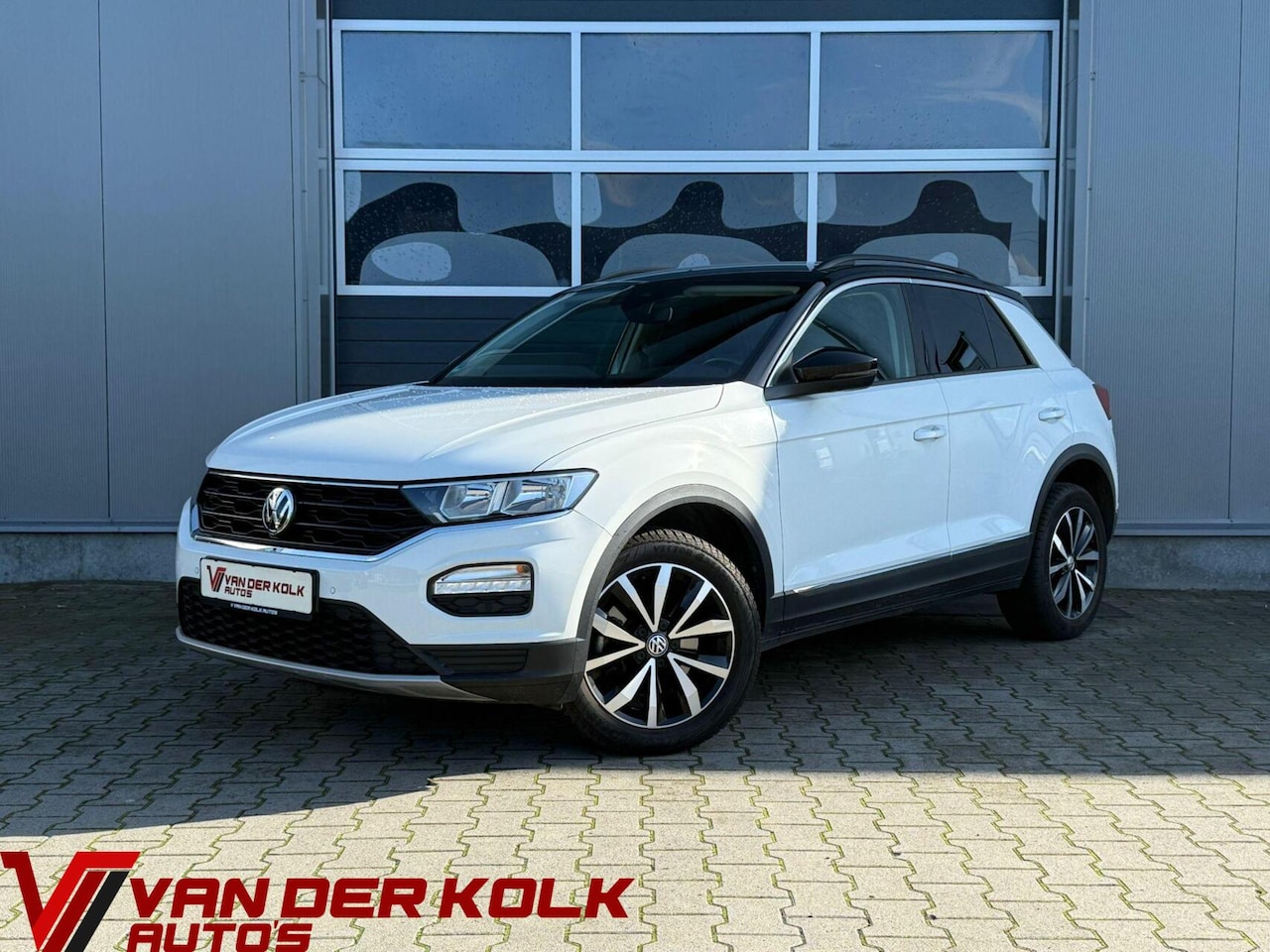 Volkswagen T-Roc - 1.0 TSI Style Navi Cruise CarPlay - AutoWereld.nl