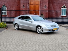 Mercedes-Benz C-klasse Sportcoupé - 180 K. / Airco / Nap / Nieuwe Apk / Trekhaak