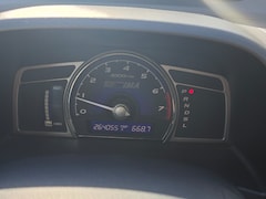 Honda Civic - 1.3 Hybrid