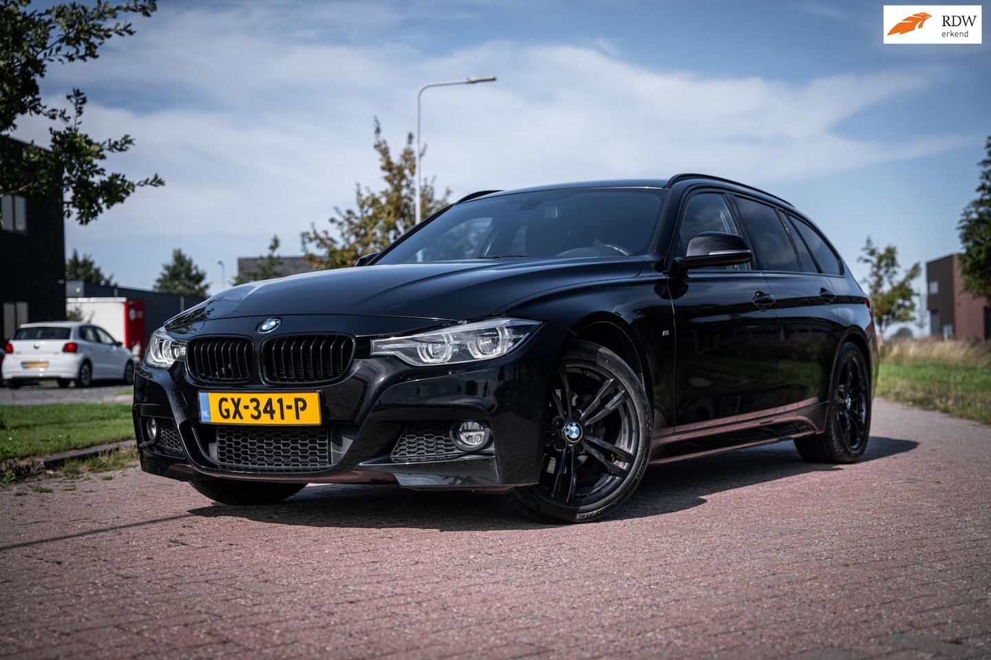 BMW 3-serie Touring - 318i M Sport 318i M Sport - AutoWereld.nl