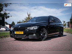 BMW 3-serie Touring - 318i M Sport