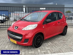 Peugeot 107 - 1.0-12V XR