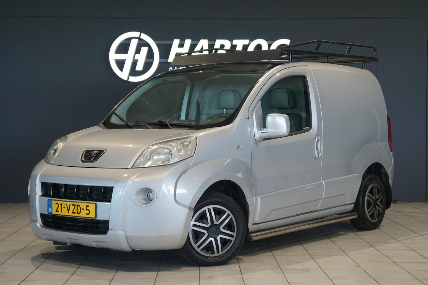 Peugeot Bipper - 1.4 HDi 2-Tronic AUT. + IMPERIAAL / AIRCO / TREKHAAK - AutoWereld.nl