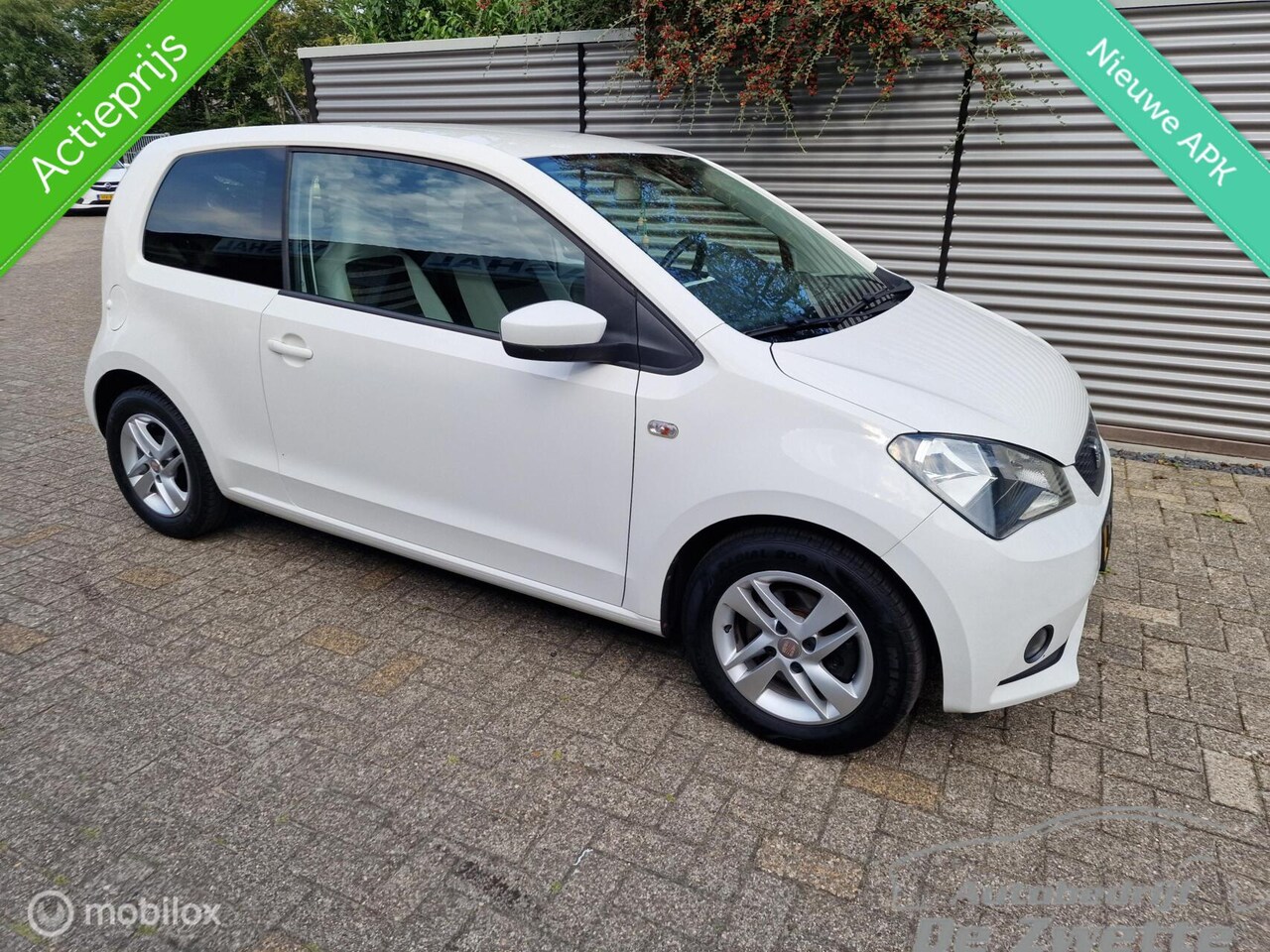 SEAT Mii - 1.0 Style Chic Actie !! Actie !! met nieuwe apk - AutoWereld.nl